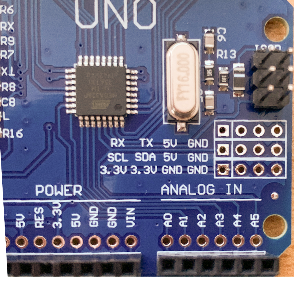 Improved Uno R3 Arduino Compatible 16Mhz board with additional breakouts - Server On The Move